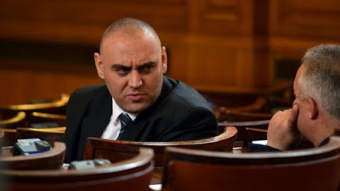 Местан и последвалите го петима депутати подават заявления в понеделник за напускане на ПГ на ДПС 